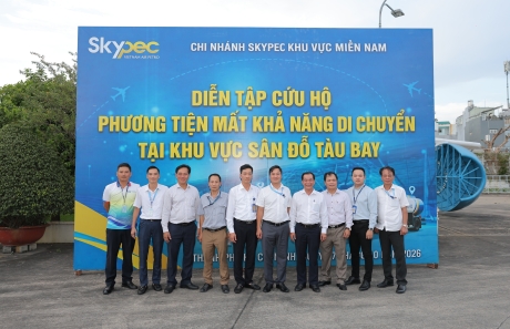 DIỄN TẬP CỨU HỘ PHƯƠNG TIỆN TRA NẠP MẤT KHẢ NĂNG DI CHUYỂN NĂM 2026